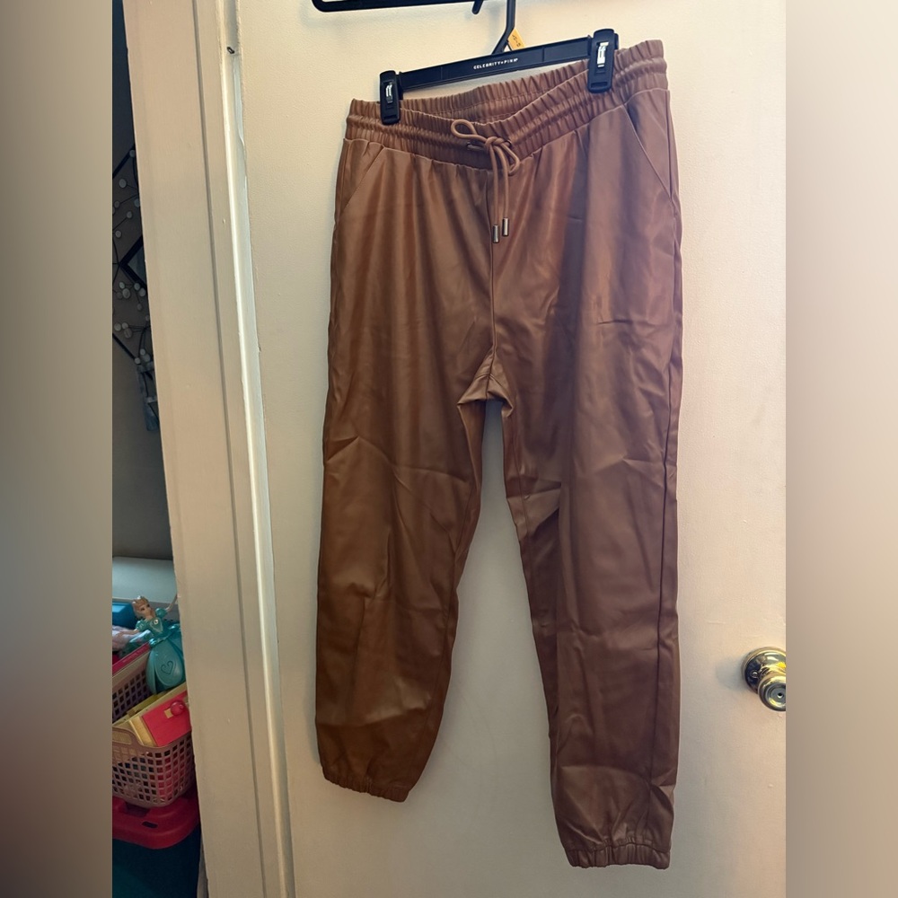 Nine West Women’s Brown Coated Joggers Sz L